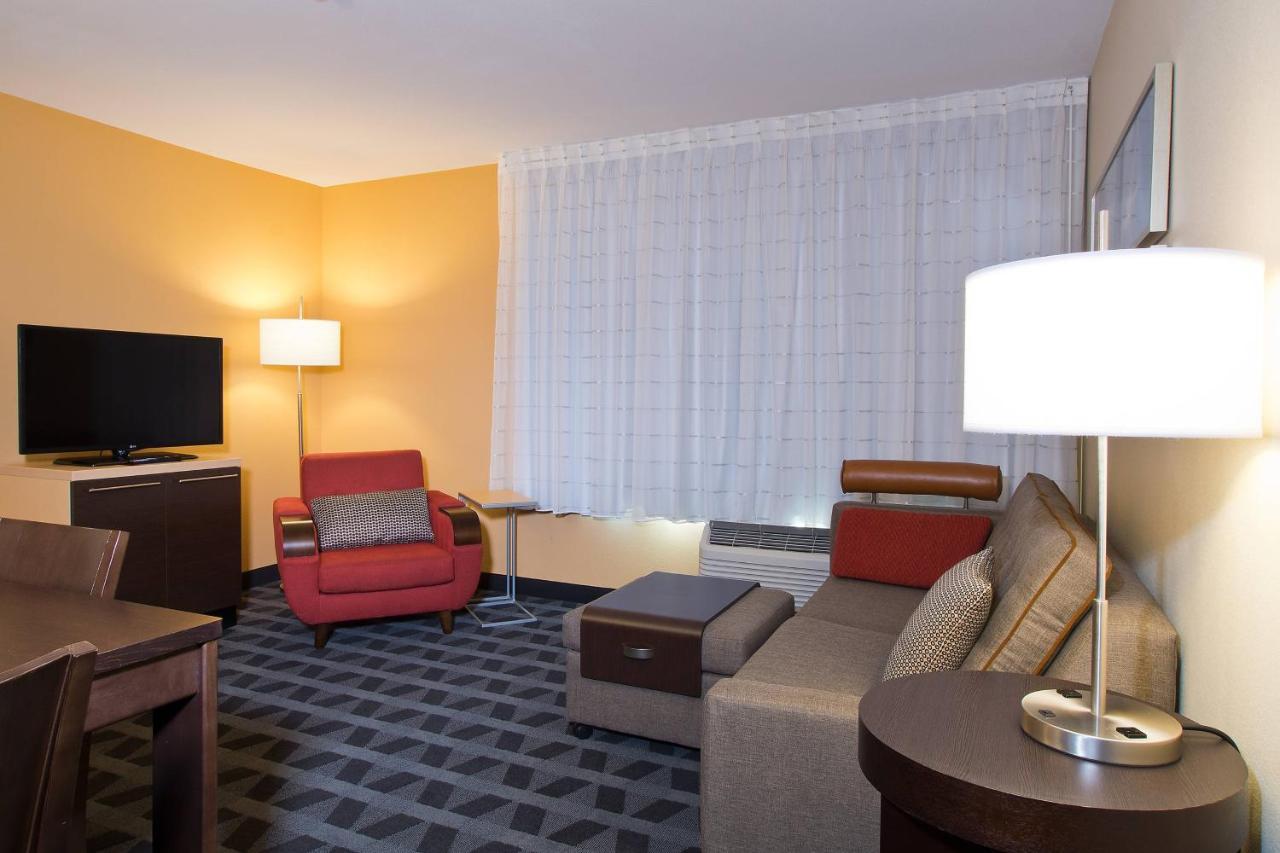 Towneplace Suites By Marriott Dodge City Esterno foto